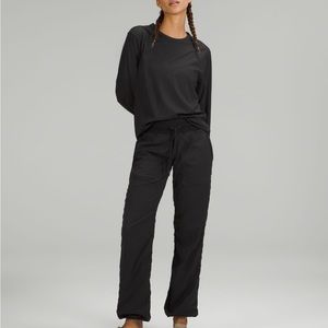 Lululemon Dance Studio Pant. Size 2 or 4. Great Condition and super comfy!